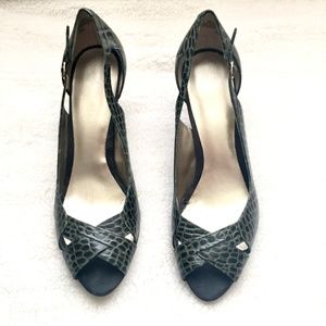 Green Genuine Leather Snakeskin Embossed Heels